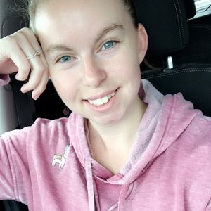 Meet your Posher, Ashleigh